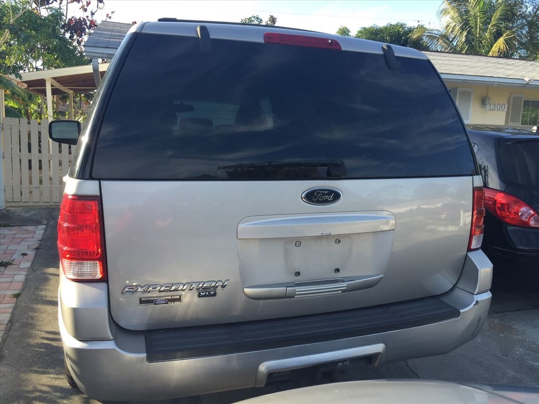 junk car buyers in Bakersfield CA